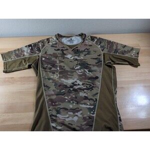 Emersongear Tactical V-neck Base Layer Shirt Men’s Medium Camo Active Gym